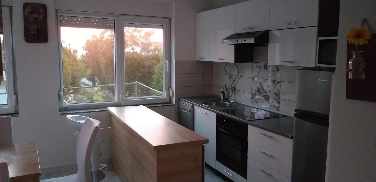 Apartman Zvoncica Врси Экстерьер фото