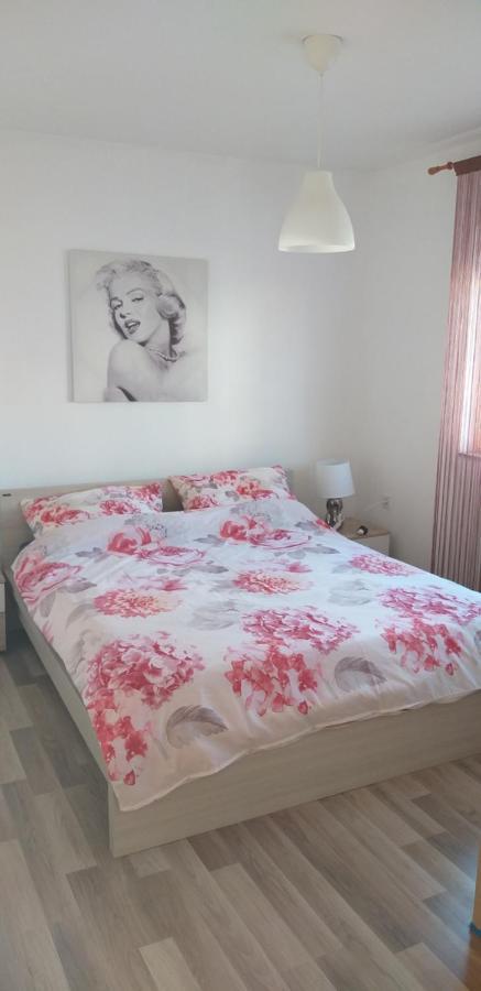 Apartman Zvoncica Врси Экстерьер фото